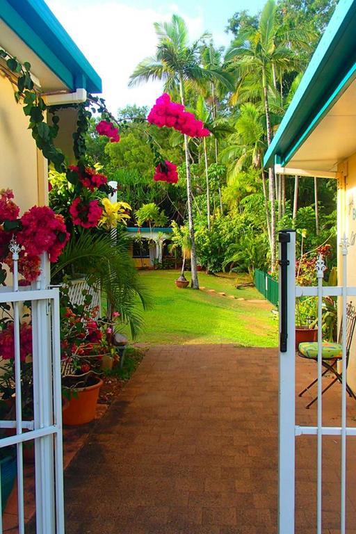 Villa Marine Holiday Apartments Cairns Йоркейс Кноб Екстер'єр фото